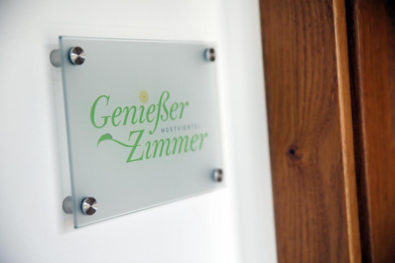 Landgasthof Barenwirt Petzenkirchen ภายนอก รูปภาพ
